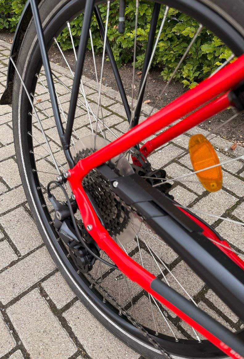  Victoria ETrekking 8.8 Vorführbike Mit 1711 Km - 400 Wh - 2023 - 28 Zoll - Tiefeinsteiger